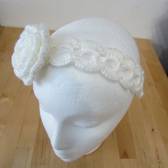 Taller de ABU White Handmade headband (crochet) - Picture 9 of 16